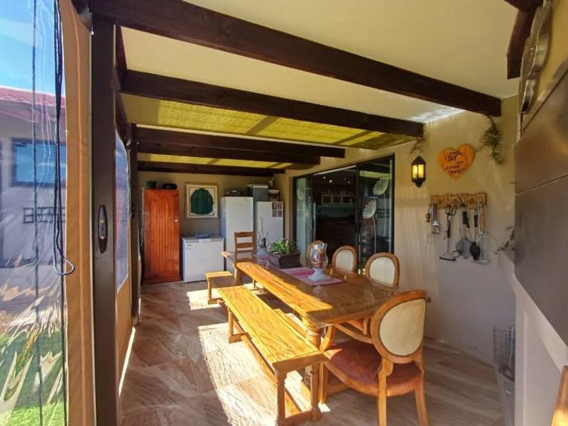 3 Bedroom House for Sale in Dana Bay - Photo 10