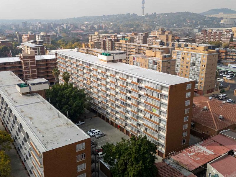 Perfectly Located Investors Dream !!! - Photo 3