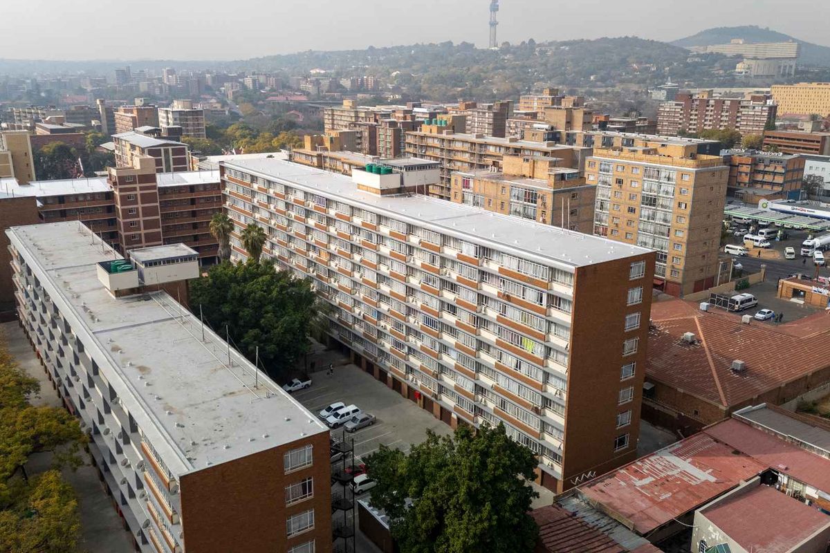 Perfectly Located Investors Dream !!! - Photo 3