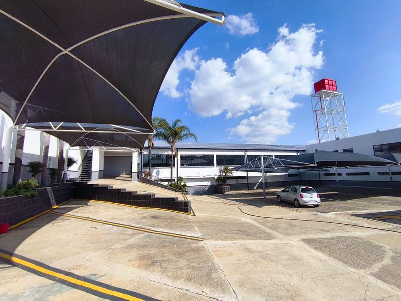 5700m2 Warehouse / Distribution Facility For Sale in Ophirton, Booysens - Photo 4