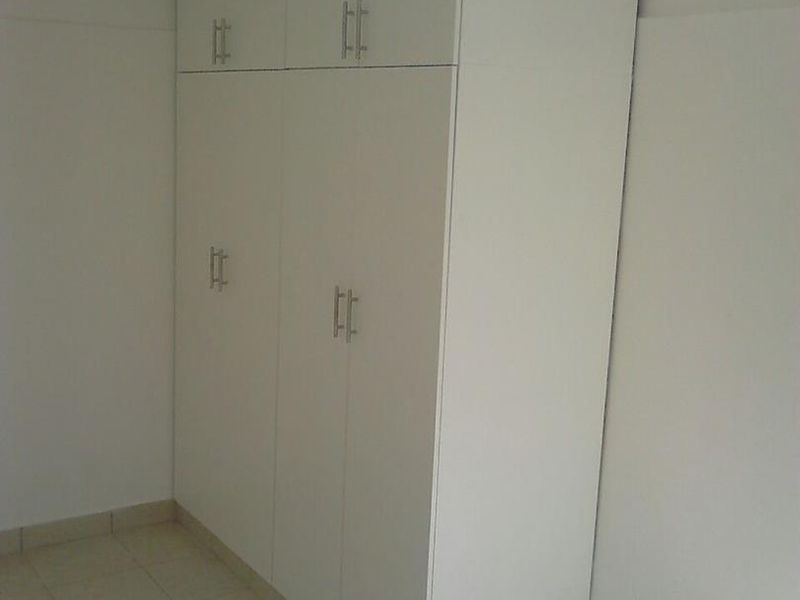 Modern Apartment for Rent - Photo 7