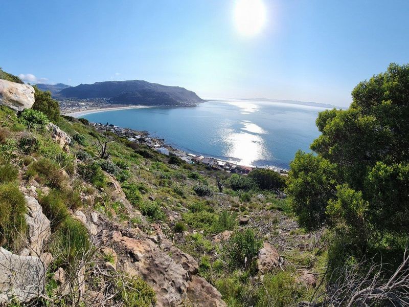 46 Cliff Road Fish Hoek - An Elevated Point of View - Photo 6