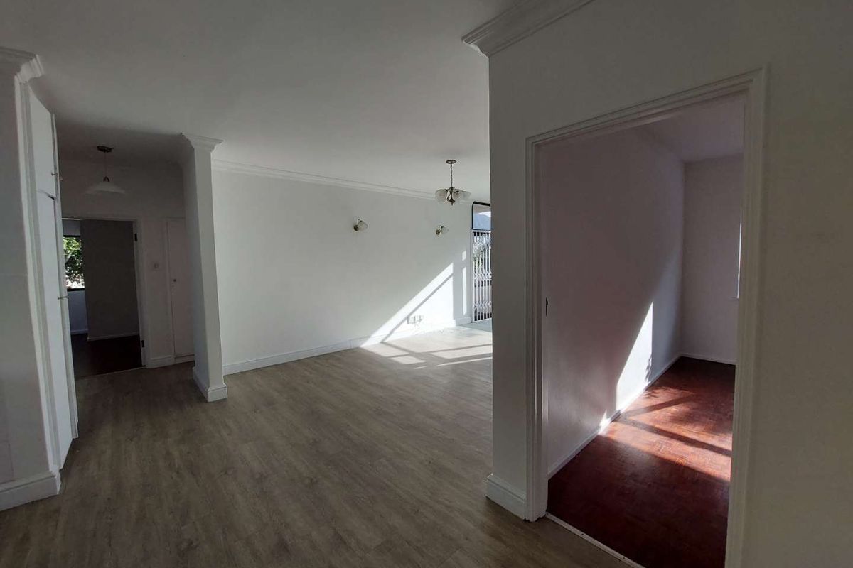 Spacious 3-Bedroom Apartment To Rent - Photo 4