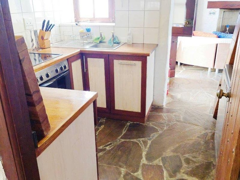 Walvisbay- To Let- N$24 000 - Photo 8