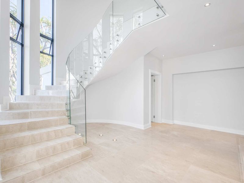 4 Bedroom House for Sale in Dainfern Golf Estate - Photo 7