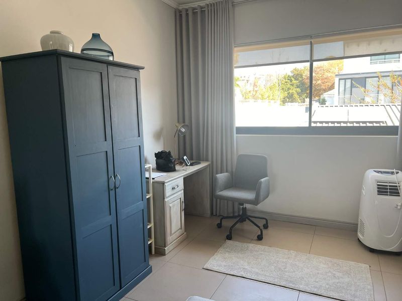 VERY ATTRACTIVE 1 BEDROOM APARTMENT - Photo 4