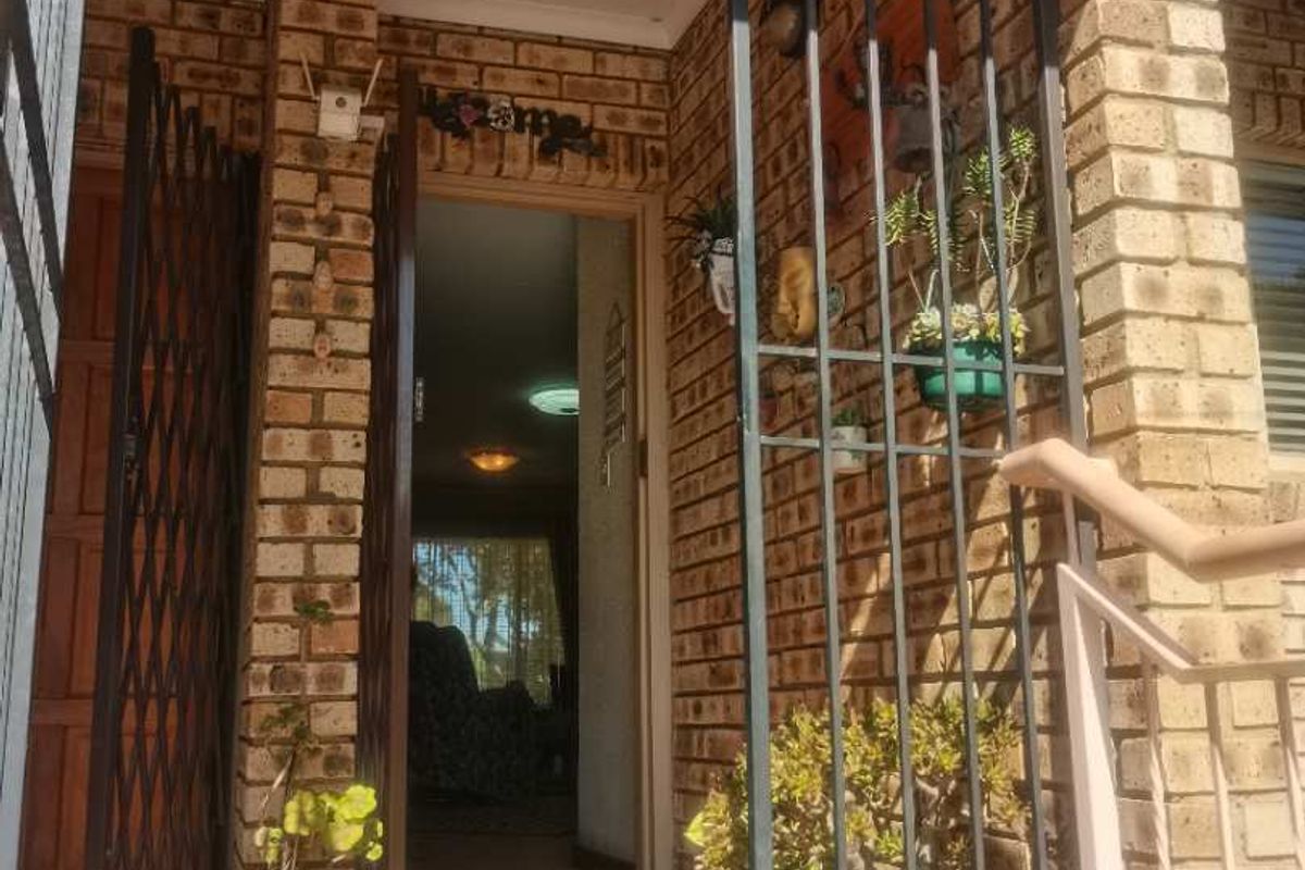 Your Perfect First Floor Home with Modern Amenities - Photo 5