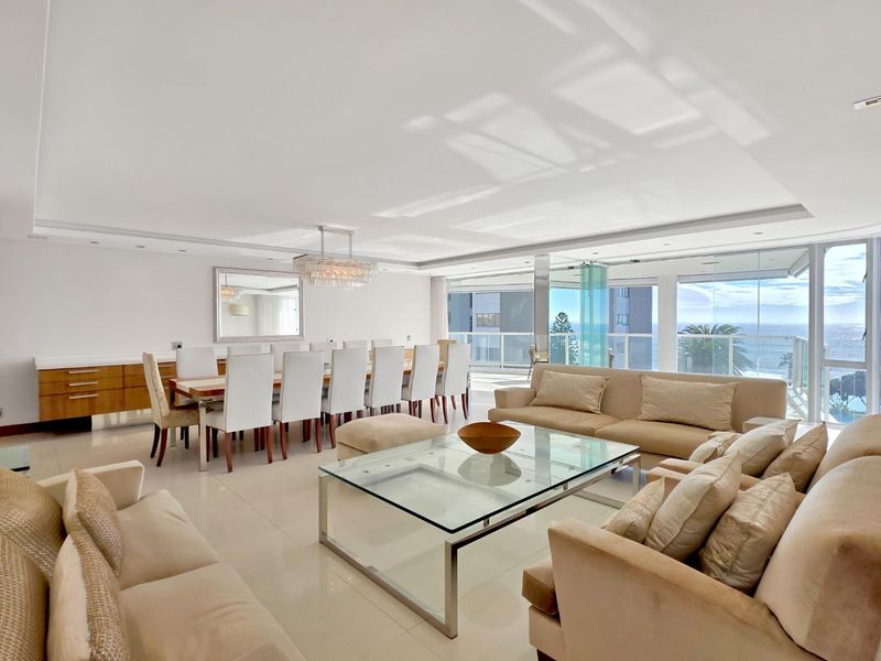 Elegant Coastal Living in the heart of Sea Point - Photo 7