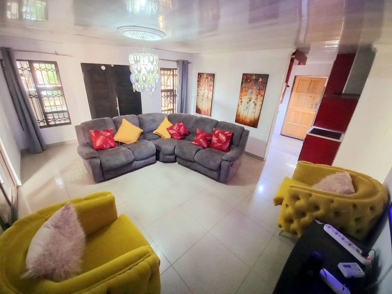 Three bedrooms house for sale in Elandspoort - Photo 6