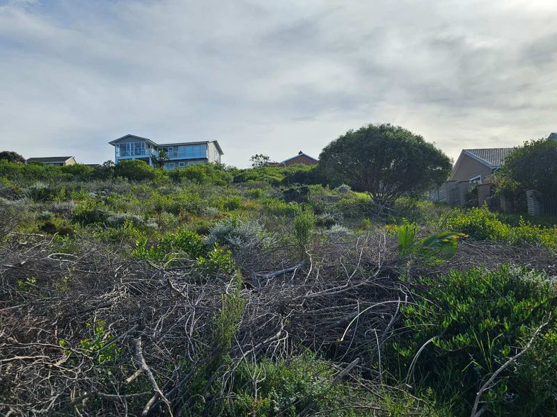 Large stand with partial sea views. - Photo 7