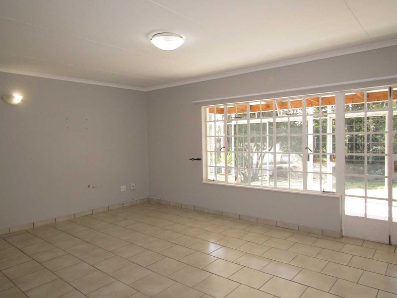 Charming Life Rights Home for the Elderly. - Photo 2