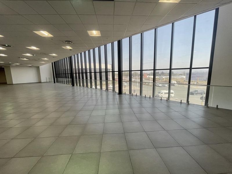 Hendra - Prime 1 025m2 Retail Space – Cornubia Mall - Photo 5