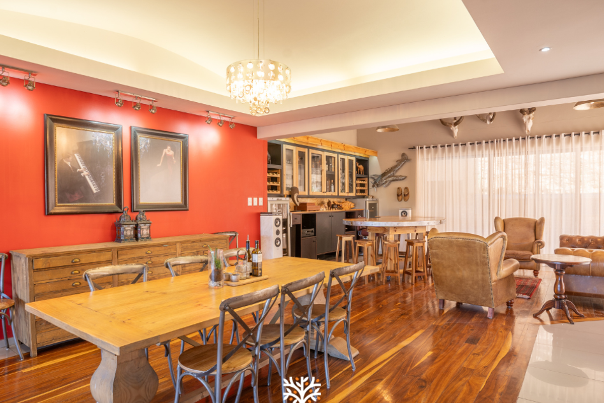 4-Bedroom Bespoke Architectural Masterpiece - Photo 4