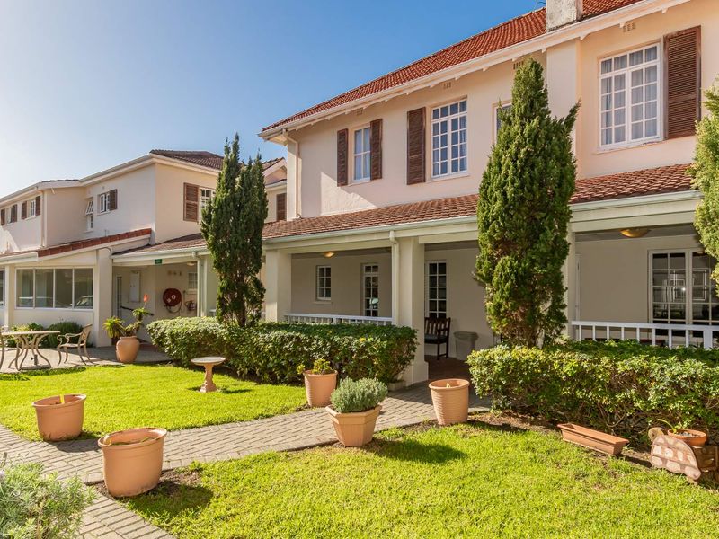 Coastal Living - Retirement Apartment - Photo 6