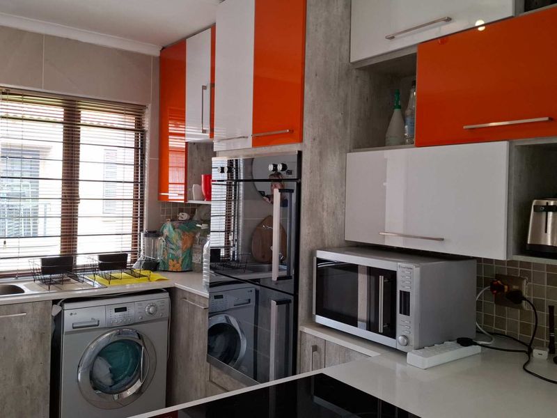 Perfect Lock Up and Go Unit in Meyersdal - Photo 6