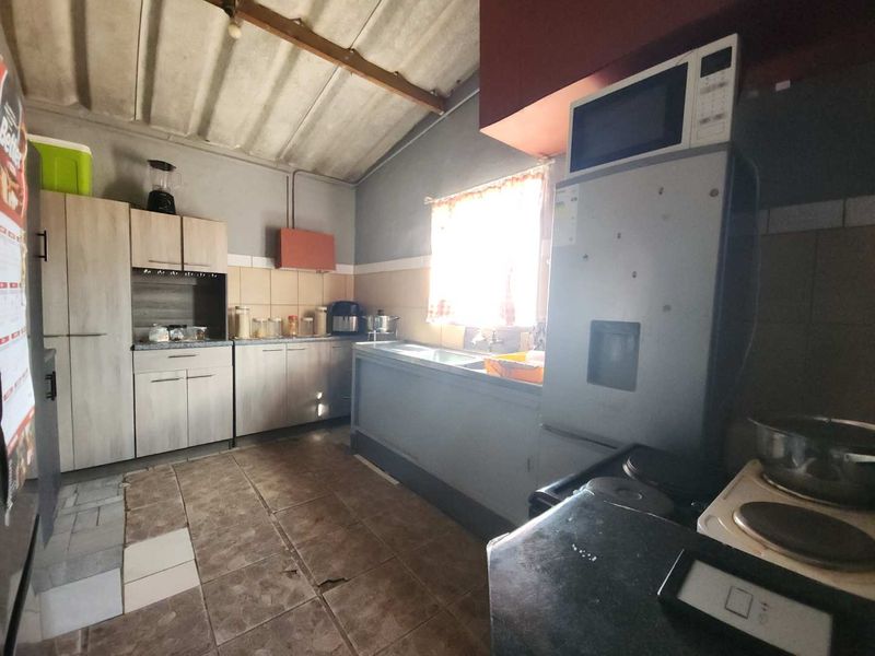 Corner plot property in Omdel, Henties Bay. - Photo 6