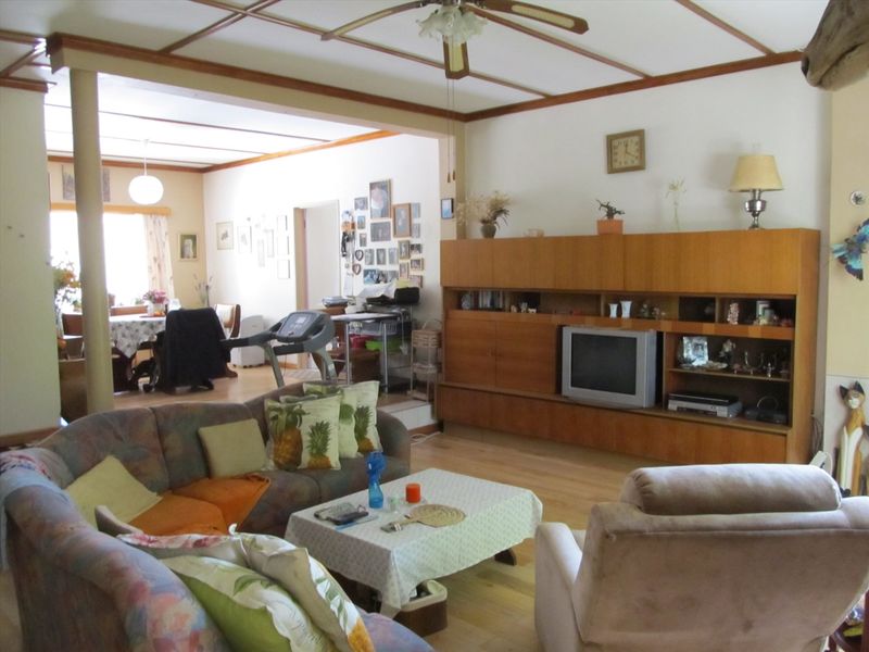 HOUSE WITH OUTBUILDINGS ON LARGE ERF - Photo 7