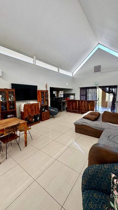 Property #2464980, House Pending Sale in Elisenheim