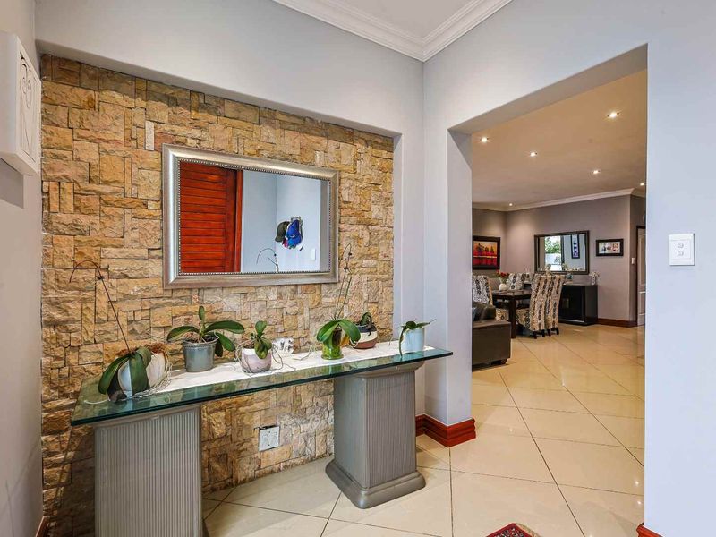 Spacious 4-Bedroom Family Home – Semi-Furnished Option Available | R38,000 - Photo 4