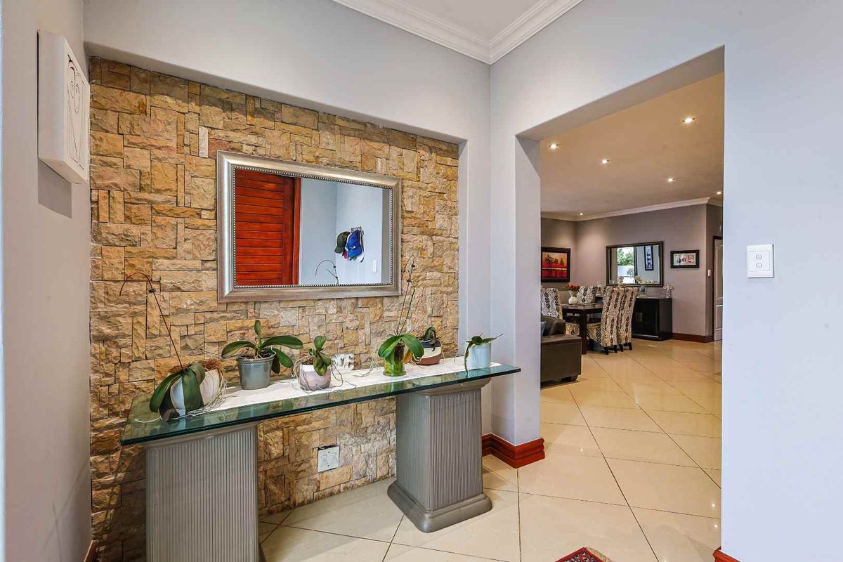 Spacious 4-Bedroom Family Home – Semi-Furnished Option Available | R38,000 - Photo 4