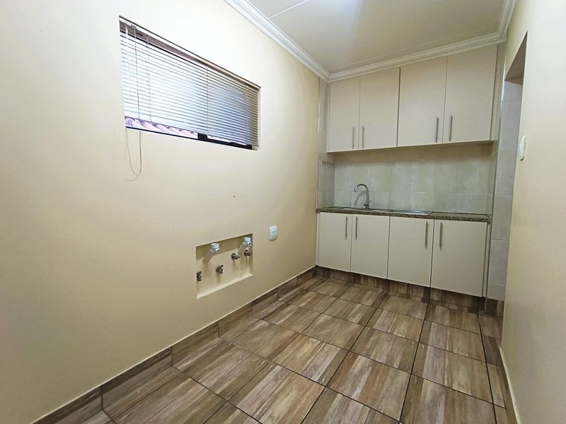 Elegant Double-Storey Townhouse with Space, Style and Sustainability - Photo 7