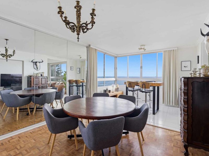 Exclusive Corner Apartment in Prestigious La Rochelle, Sea Point - Photo 7