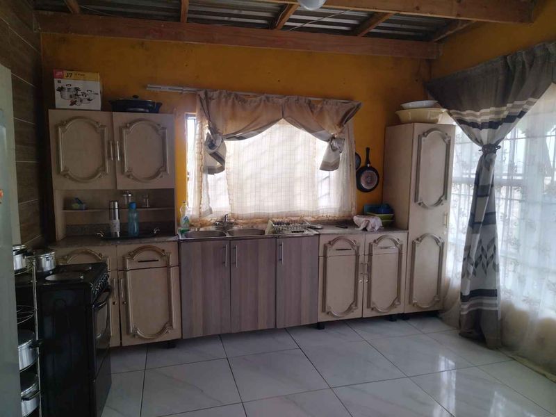 1 bedroom house for sale in Soshanguve South - Photo 3