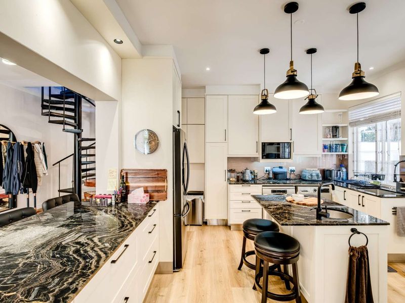 Not Just An Ordinary Home! - Photo 5