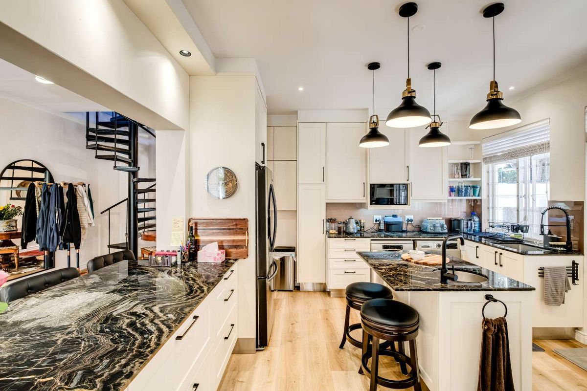 Not Just An Ordinary Home! - Photo 5