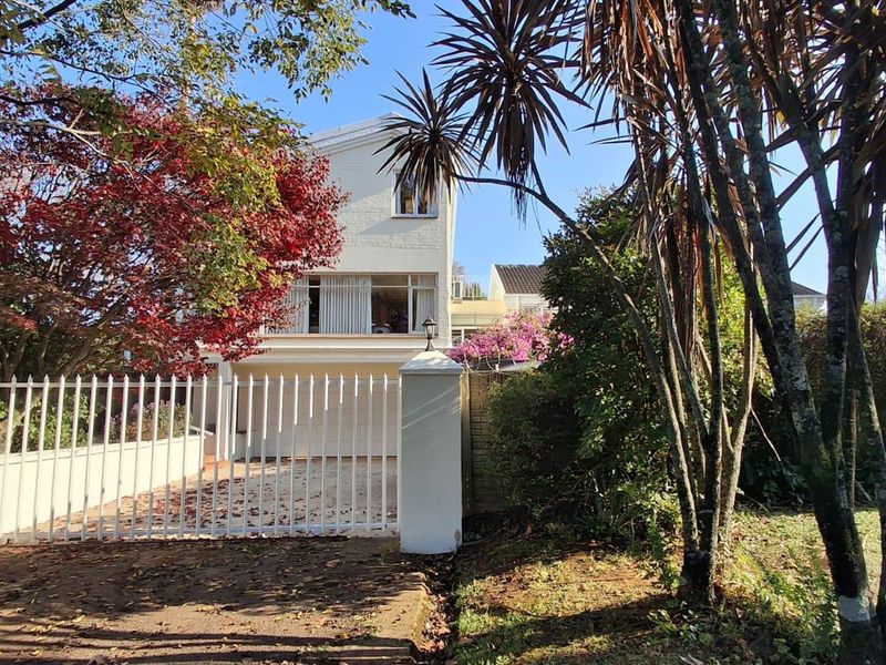 Stately Family Home with Separate Cottage in Greendale, Howick - Photo 5