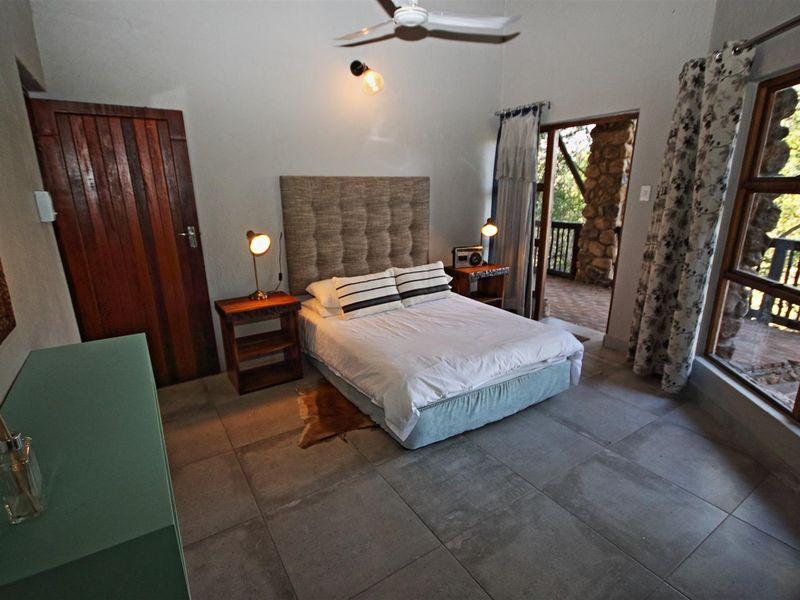 Fantastic river property, located on the banks of the Olifants River. - Photo 9