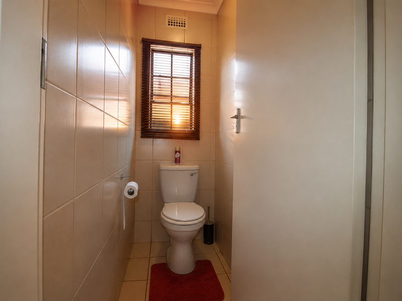 3 Bedroom house for sale in Clayville, Midrand Village Estate - Photo 6