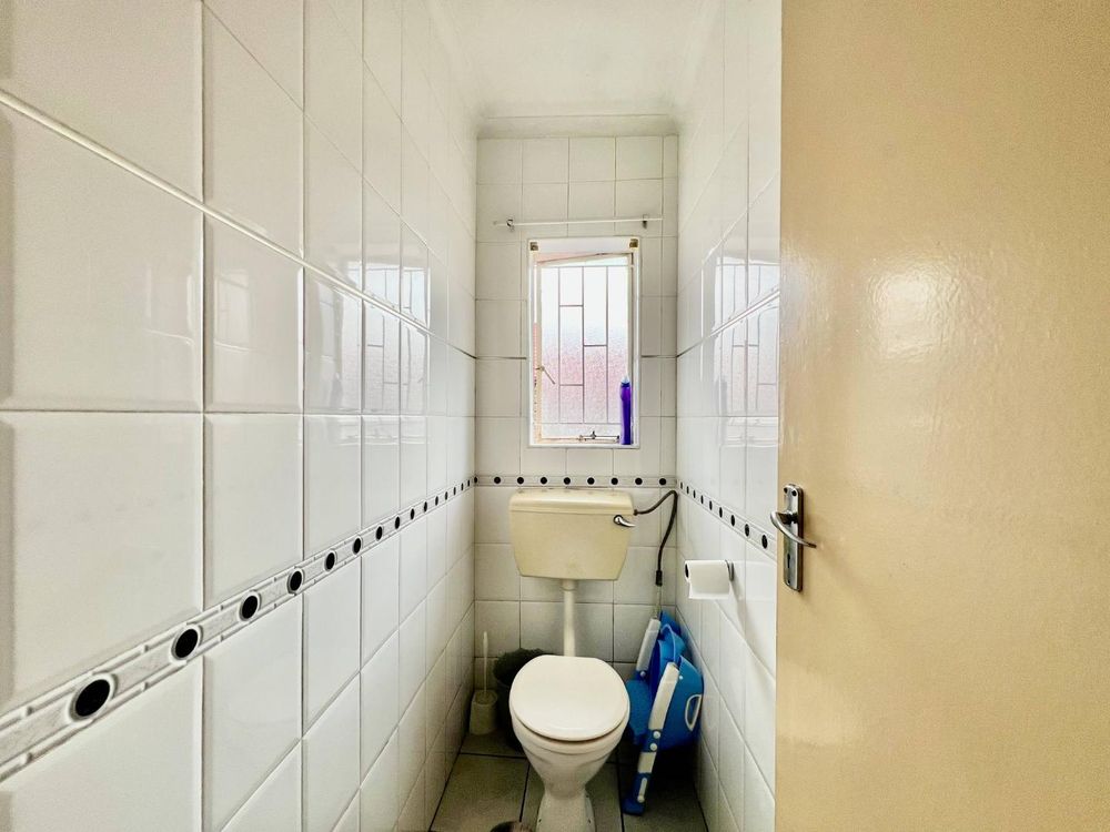 0.5 Bathroom