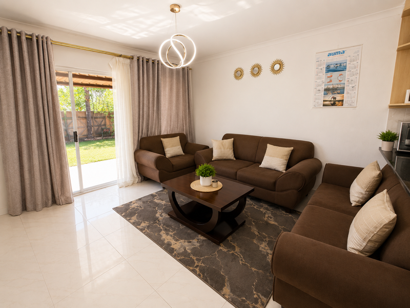 Modern 2 Bedroom Home with Large Private Garden - Photo 7