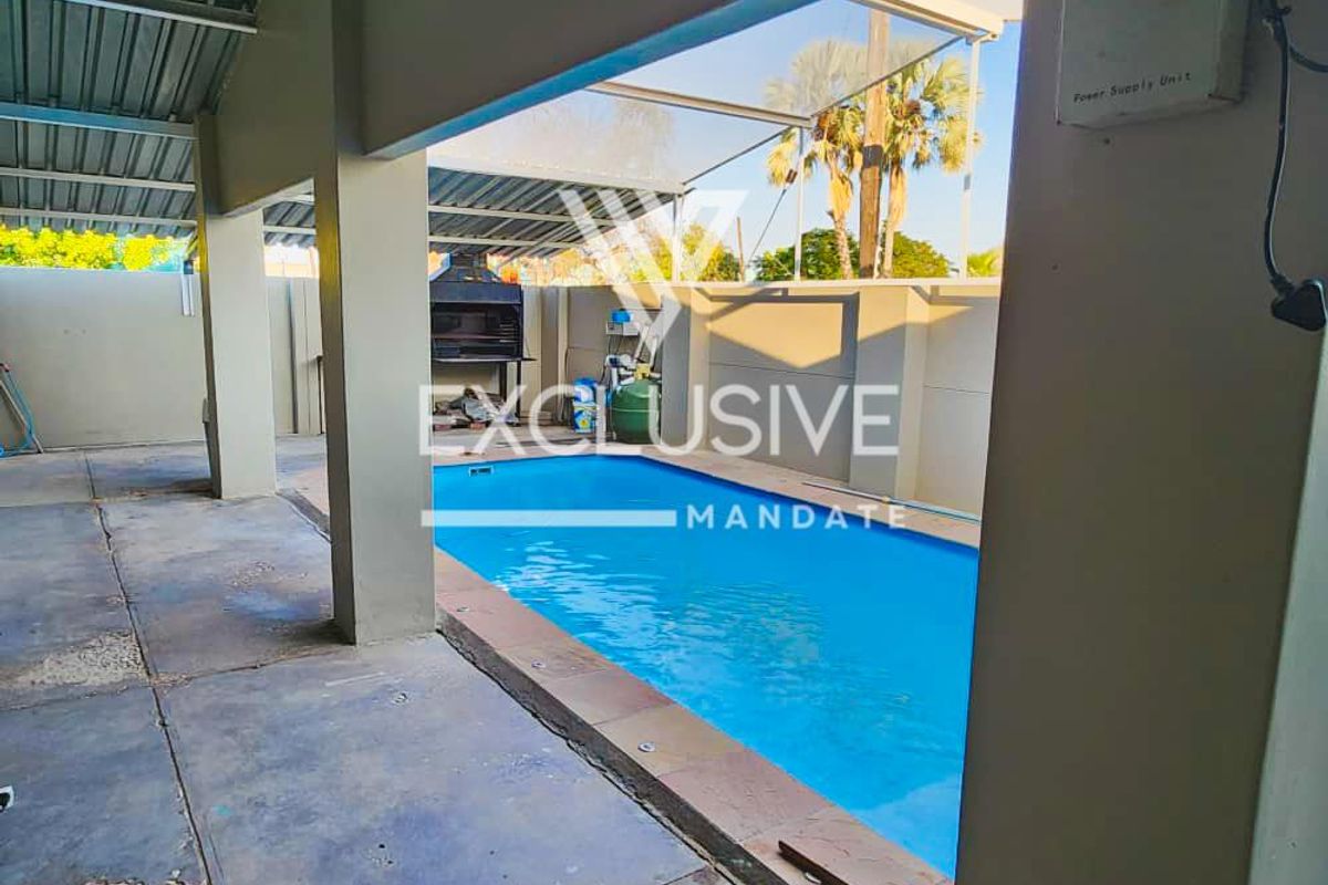 Your Private Oasis in Ondangwa – Pool, Privacy, and Prime Location! - Photo 5