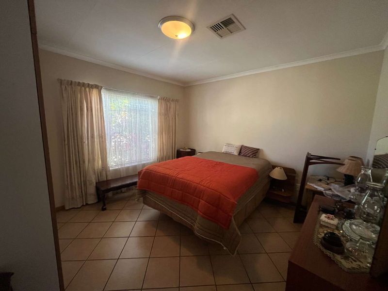 Immaculate 3-Bedroom Townhouse in a Sought-After Complex - Photo 8