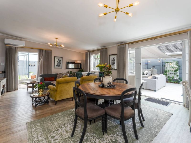 COMFY AND WELCOMING - Photo 5