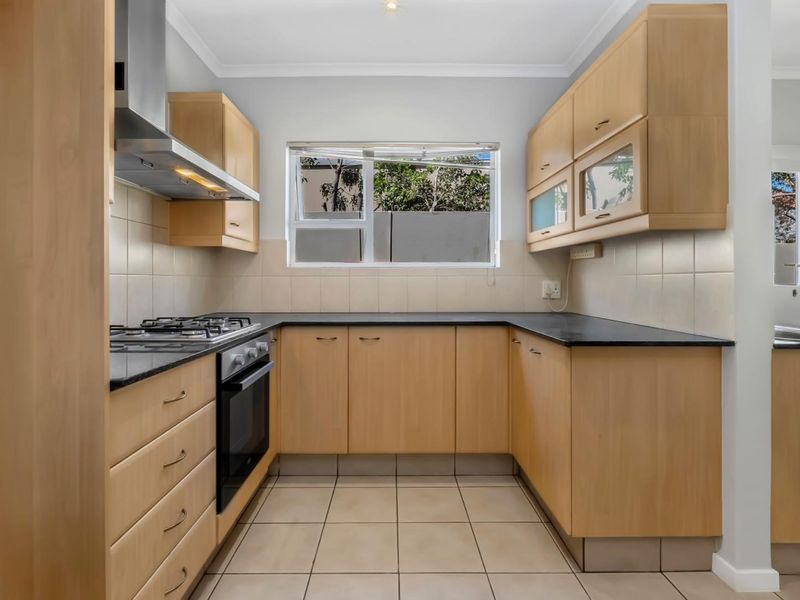 3 BEDROOM HOUSE FOR RENT IN CEDAR LAKES - Photo 8