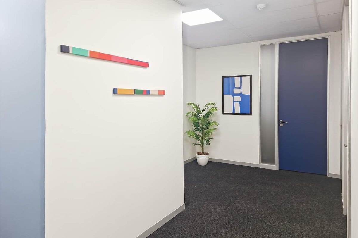 Open plan office space for 10 persons in HQ Killarney Mall - Photo 3