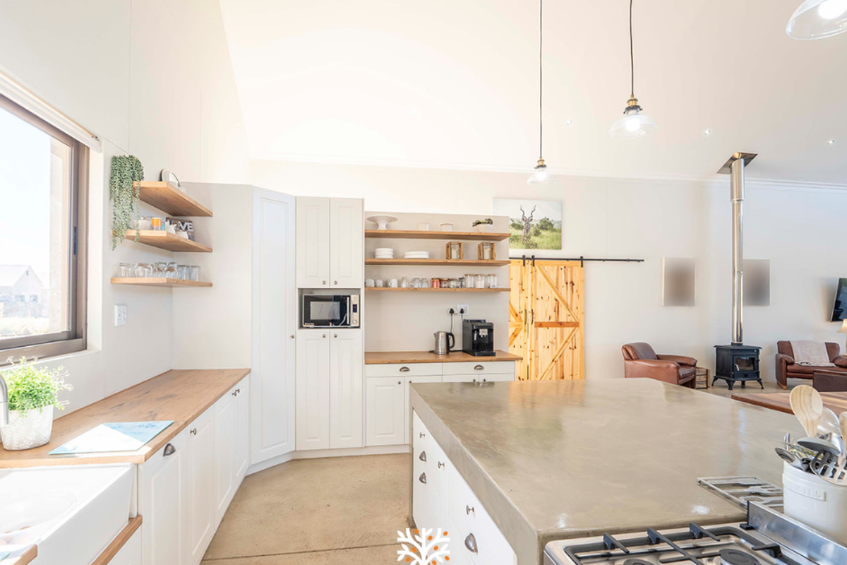 Family Home For Sale | Omeya Golf Estate | N$6 000 000 - Photo 5