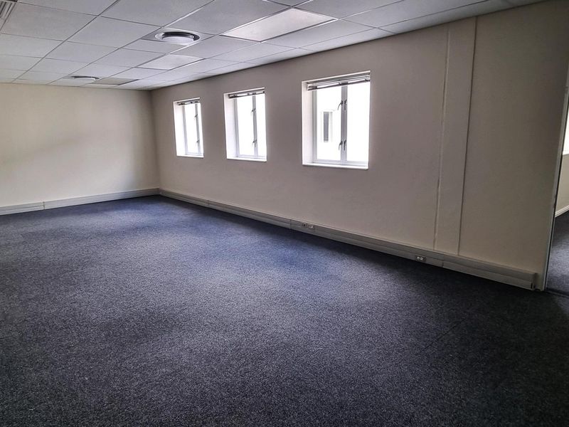 Small Office in AAA-Grade Building - Photo 3