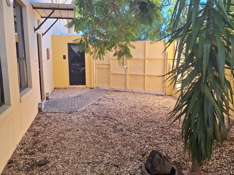 Office And Warehouse In Best Location Windhoek Central - Photo 5