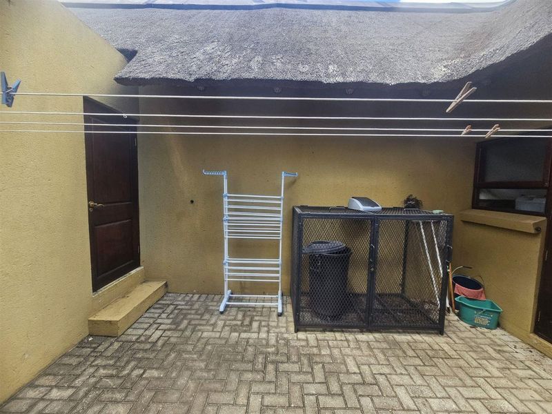 Bushveld Bliss – Furnished Raptors View Wildlife Estate home with pool, boma and Bushbaby Visitors - Photo 9