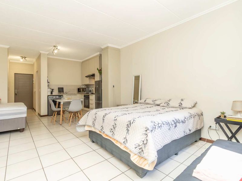 Studio Apartment for Lifestyle and Value - Photo 8