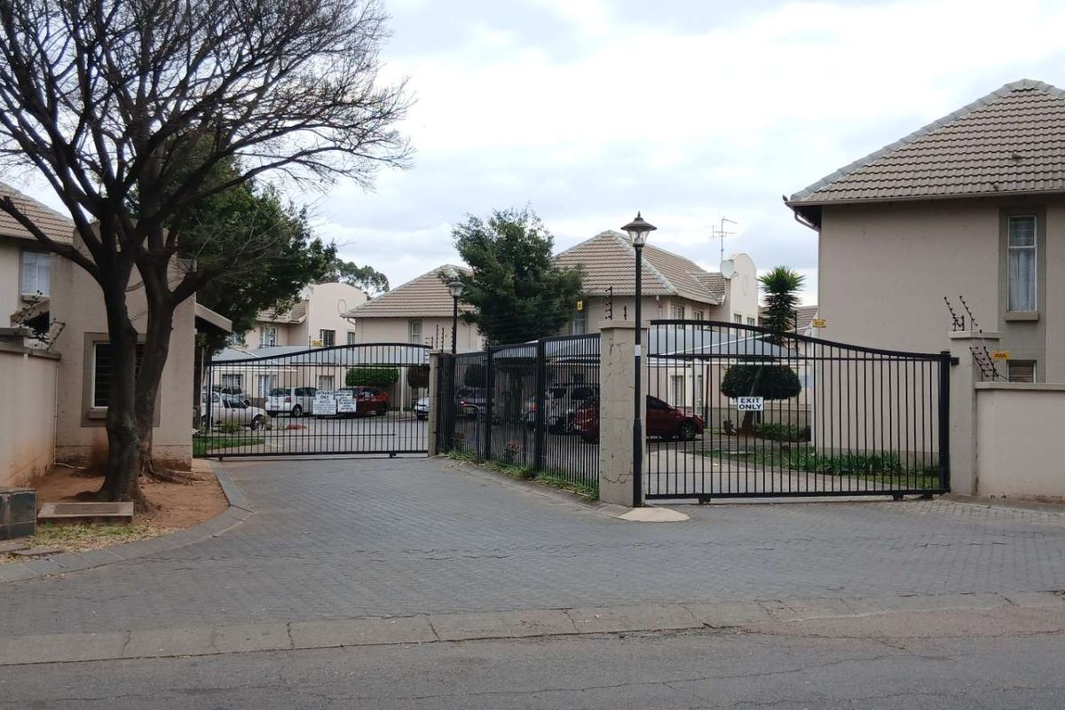 2 bedroom for sale - Photo 2