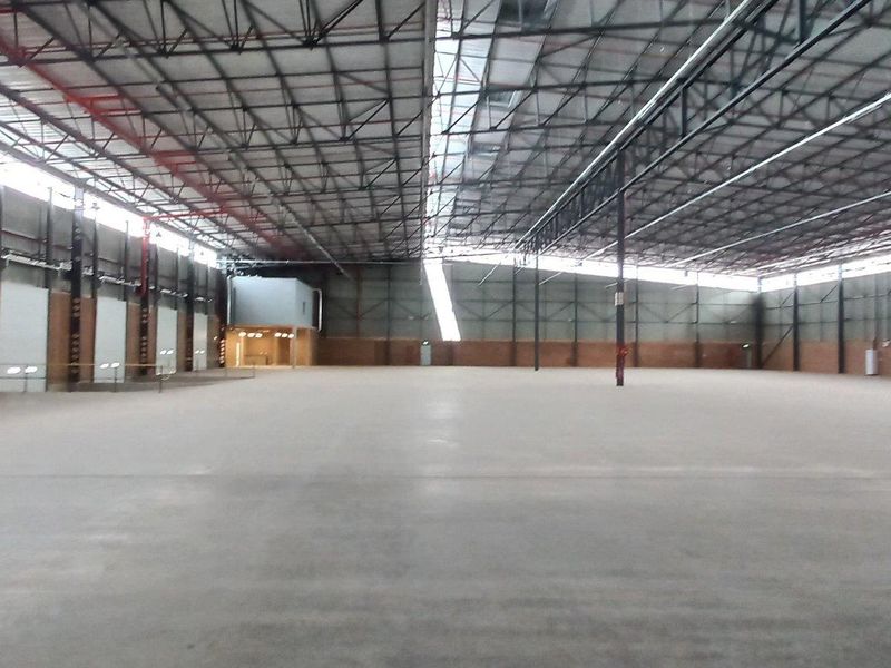 **1,910m2 A-Grade Warehouse To Let | Dakota Precinct, Rand Airport Industrial Park** - Photo 4