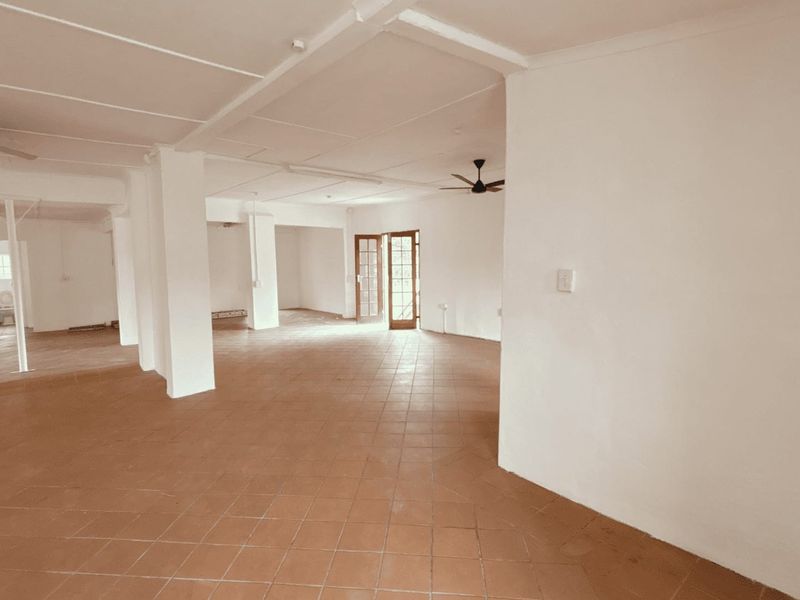 Versatile Commercial Premises on Main Street, Howick North - Photo 4