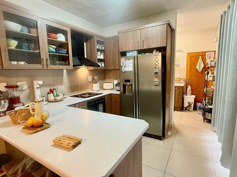 AVIS - VIEW - NS2 300 000 - CC REG - Photo 2