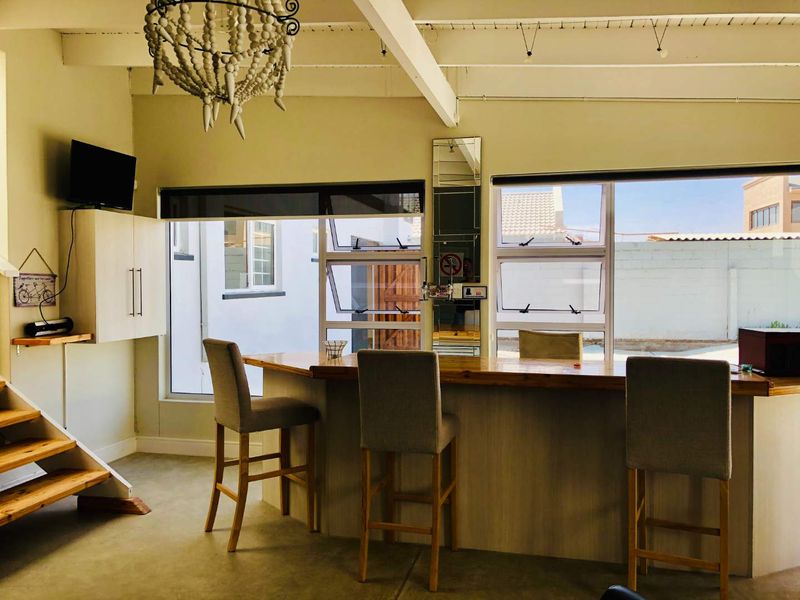 Spectacular Investment Awaits - Photo 4