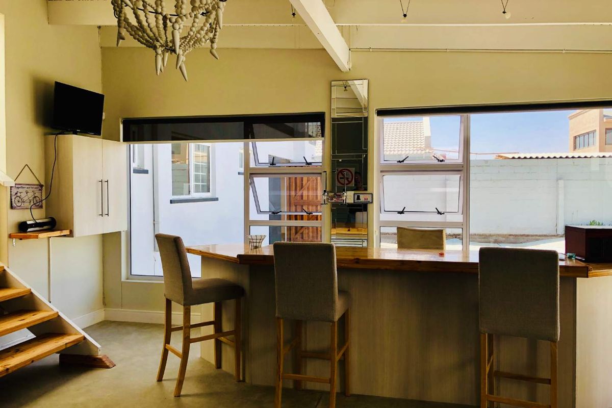 Spectacular Investment Awaits - Photo 4